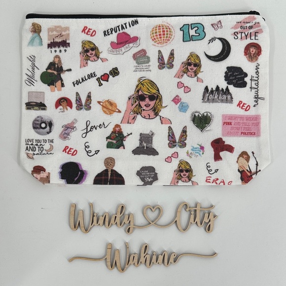 Handbags - NWT Taylor Swift Makeup pouch